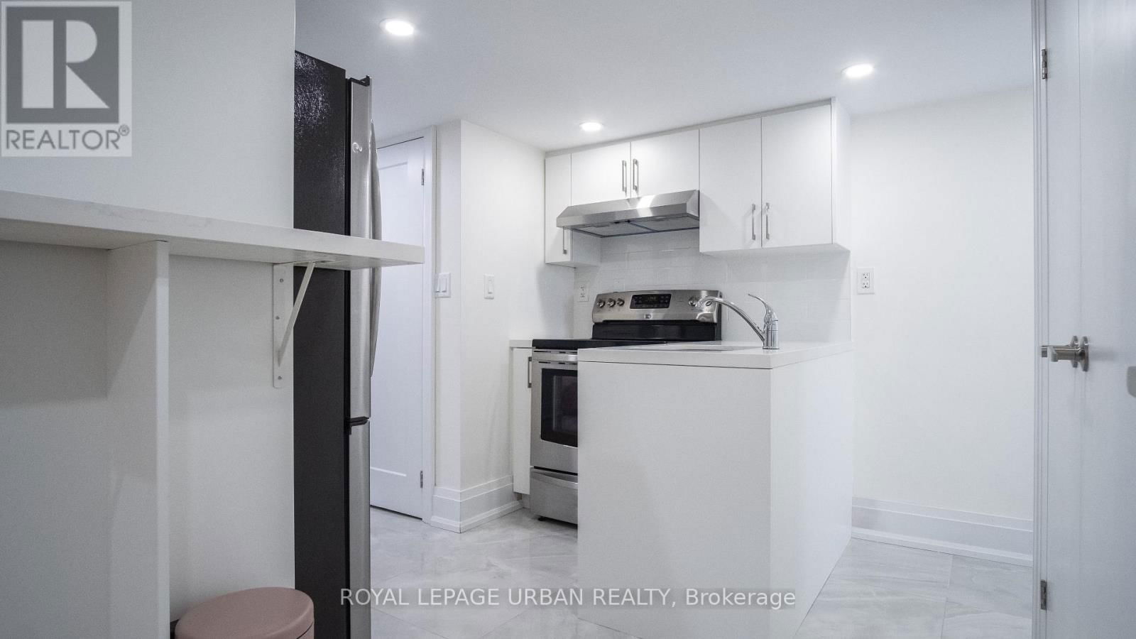 434 WESTMOUNT AVENUE Image 36