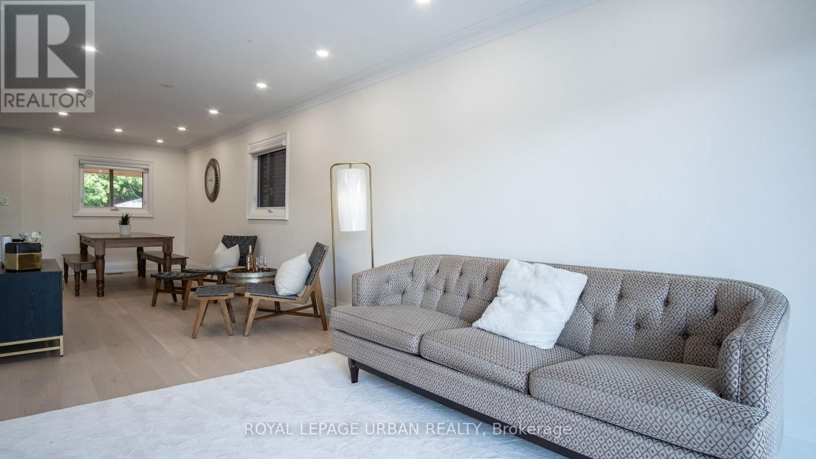 434 WESTMOUNT AVENUE Image 9