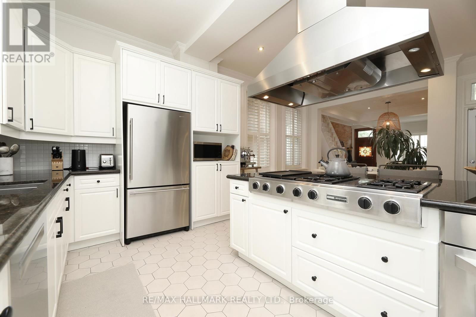113 TRINITY STREET Image 12