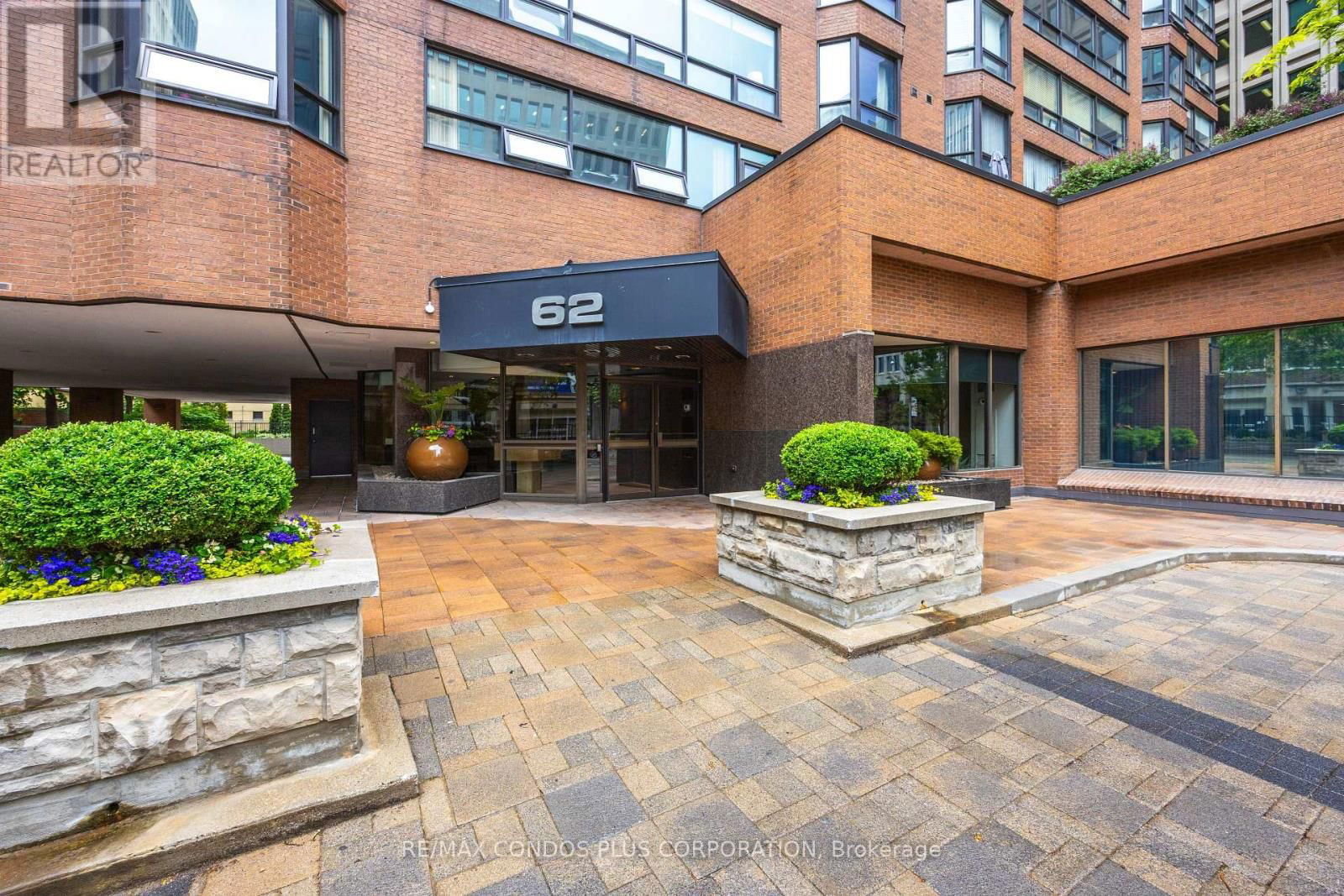 902 - 62 WELLESLEY STREET WEST Image 26