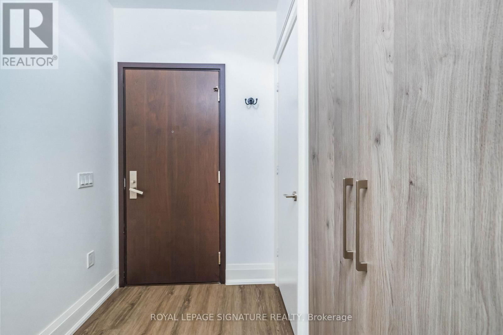 2601 - 1 YORKVILLE AVENUE Image 3