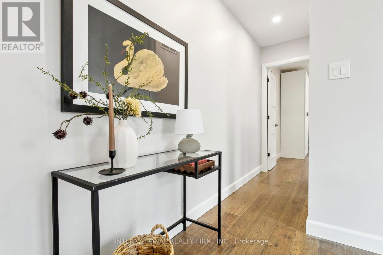 50 DENISON AVENUE Image 17