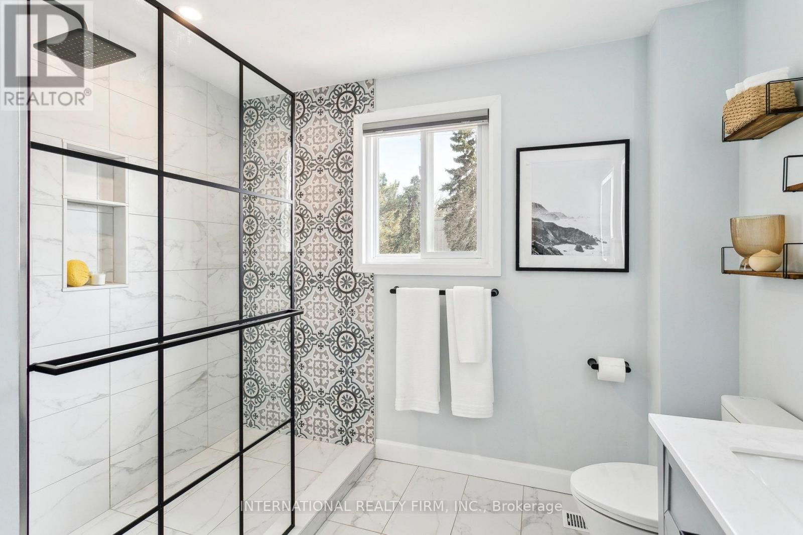 50 DENISON AVENUE Image 23