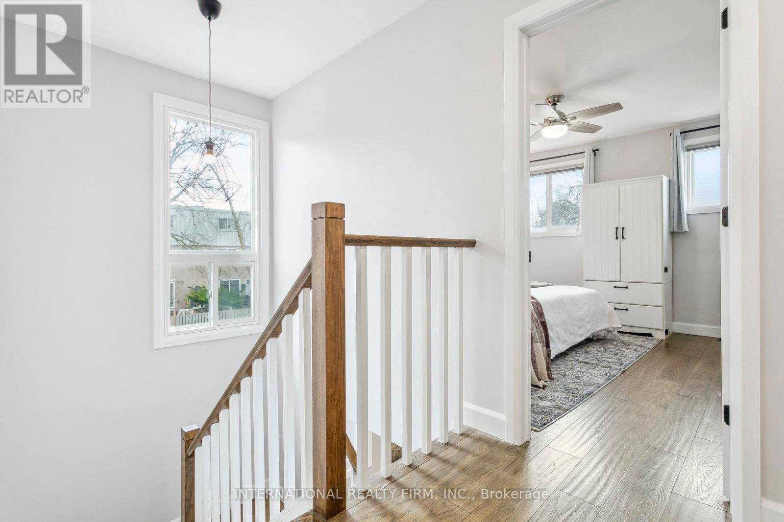 50 DENISON AVENUE Image 24