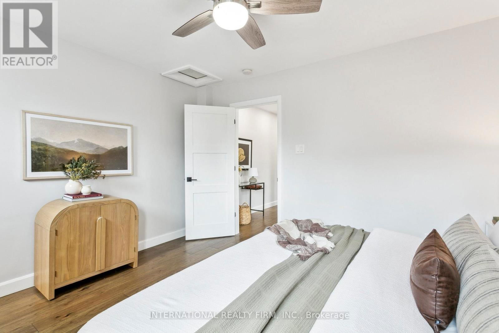 50 DENISON AVENUE Image 26
