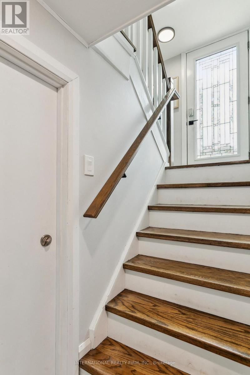 50 DENISON AVENUE Image 28