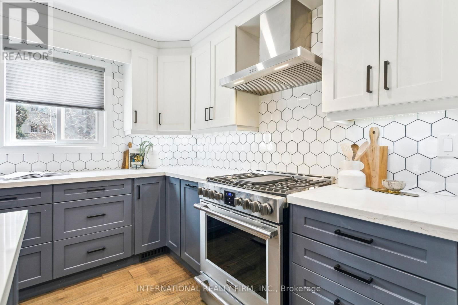 50 DENISON AVENUE Image 4