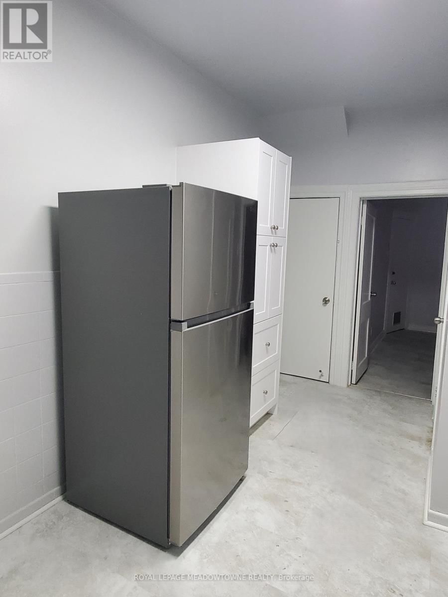 1 - 723 DUFFERIN STREET Image 4