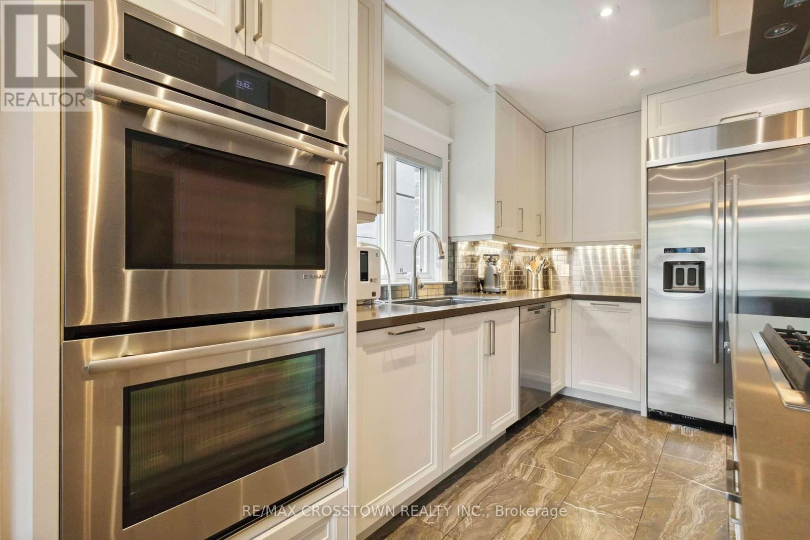 353 BRIAR HILL AVENUE Image 13