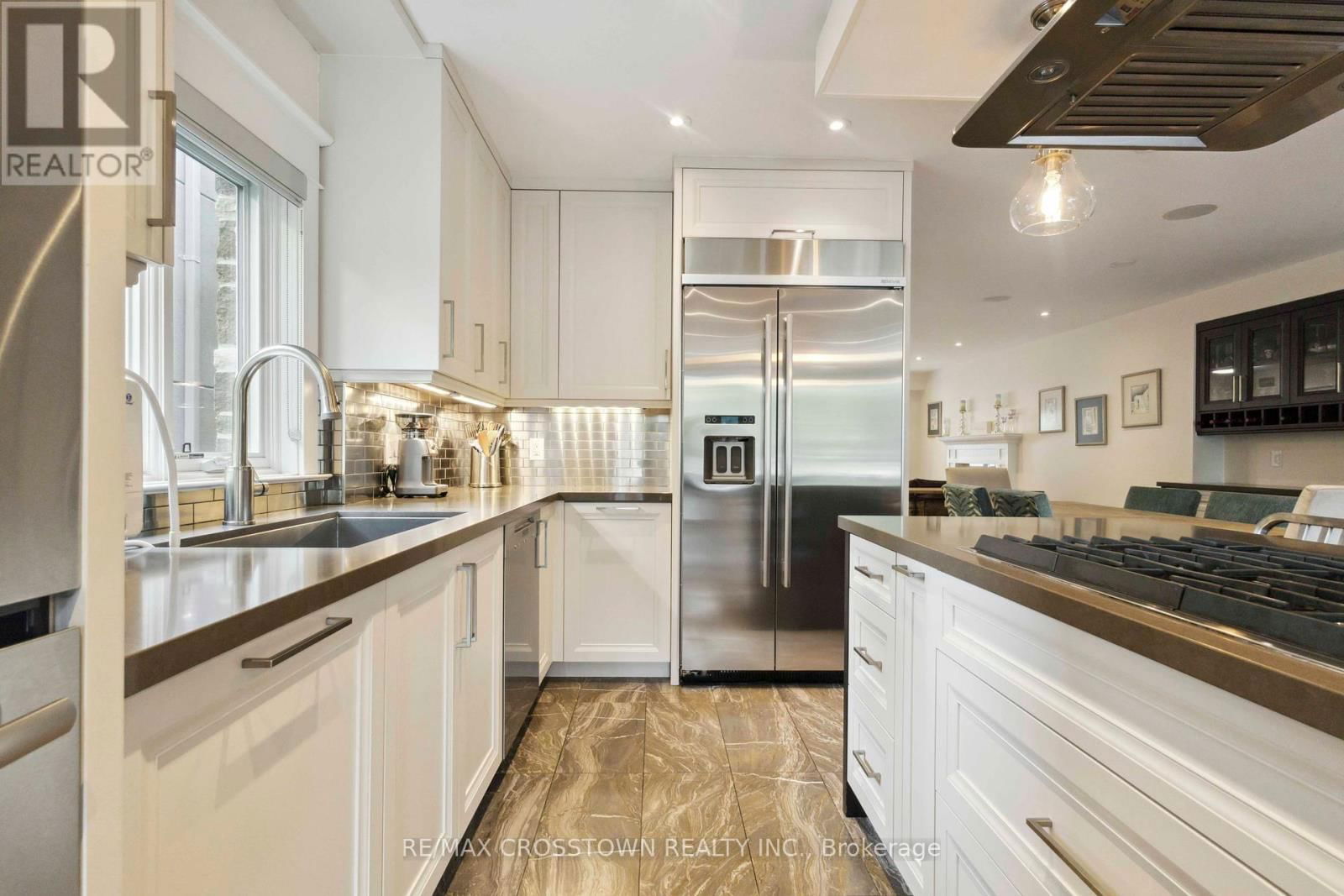 353 BRIAR HILL AVENUE Image 14