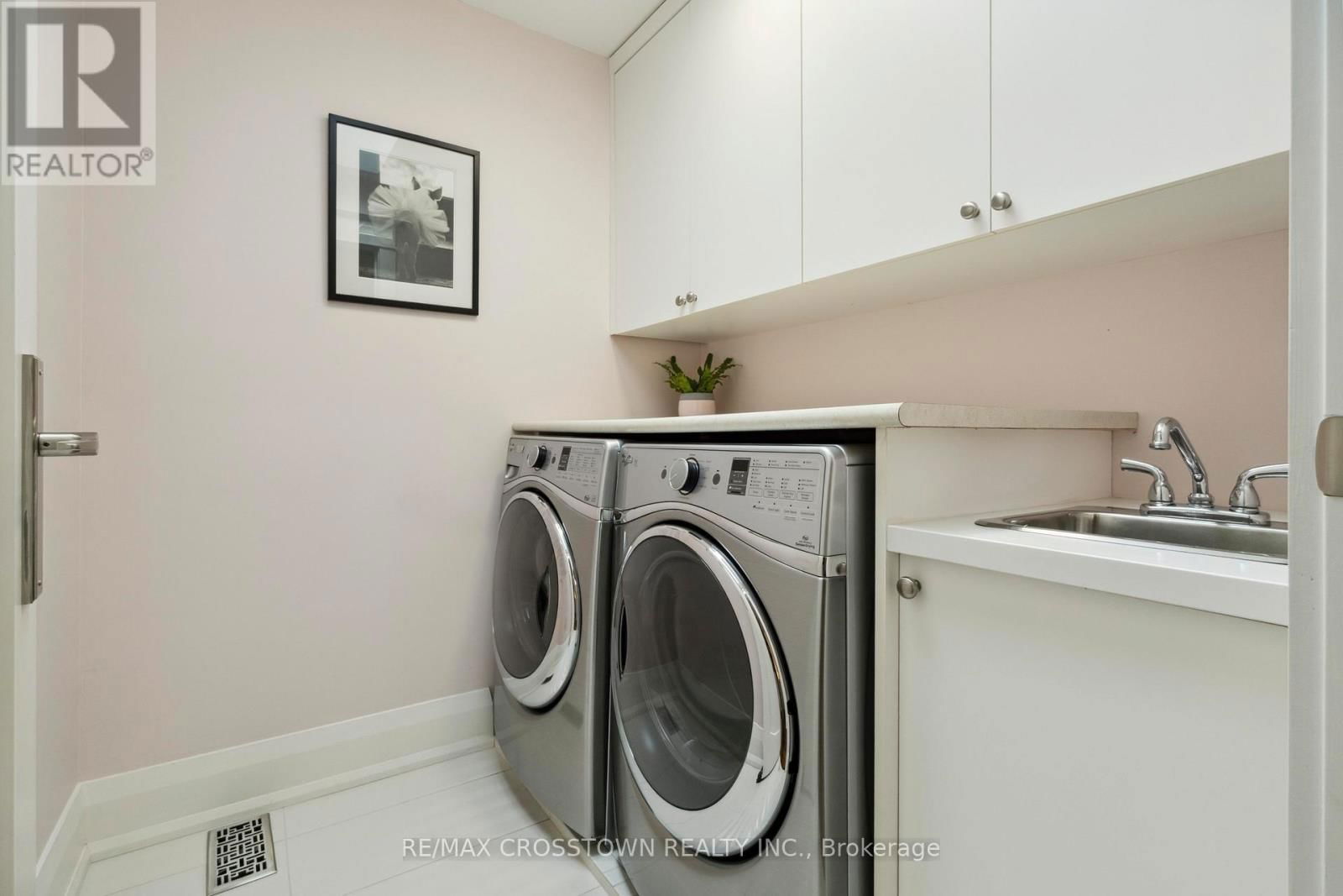 353 BRIAR HILL AVENUE Image 19