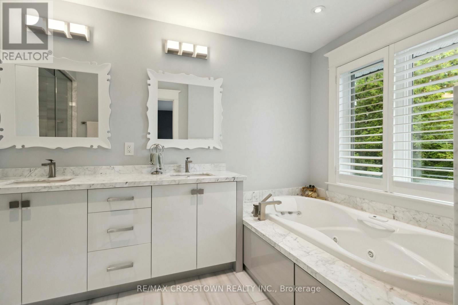 353 BRIAR HILL AVENUE Image 27