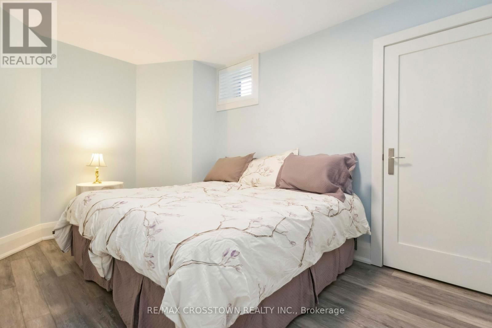 353 BRIAR HILL AVENUE Image 39