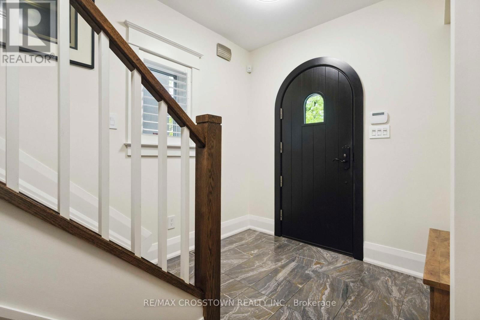 353 BRIAR HILL AVENUE Image 4