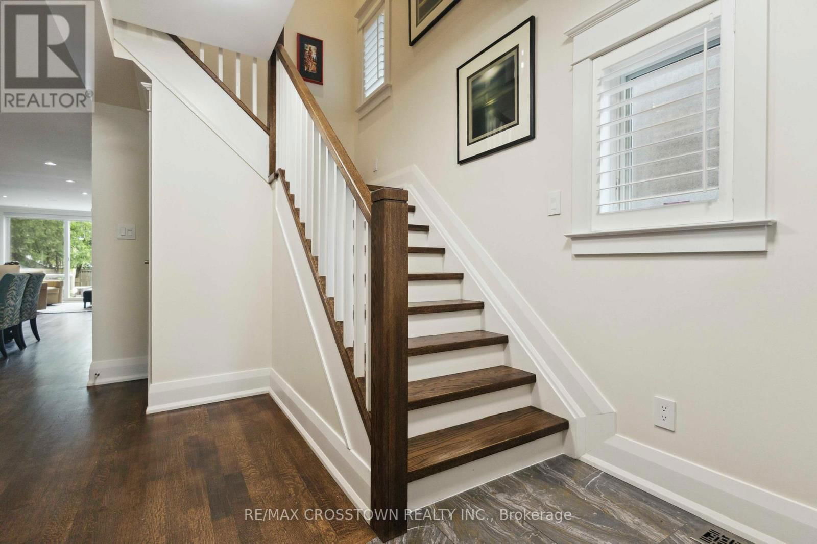 353 BRIAR HILL AVENUE Image 5