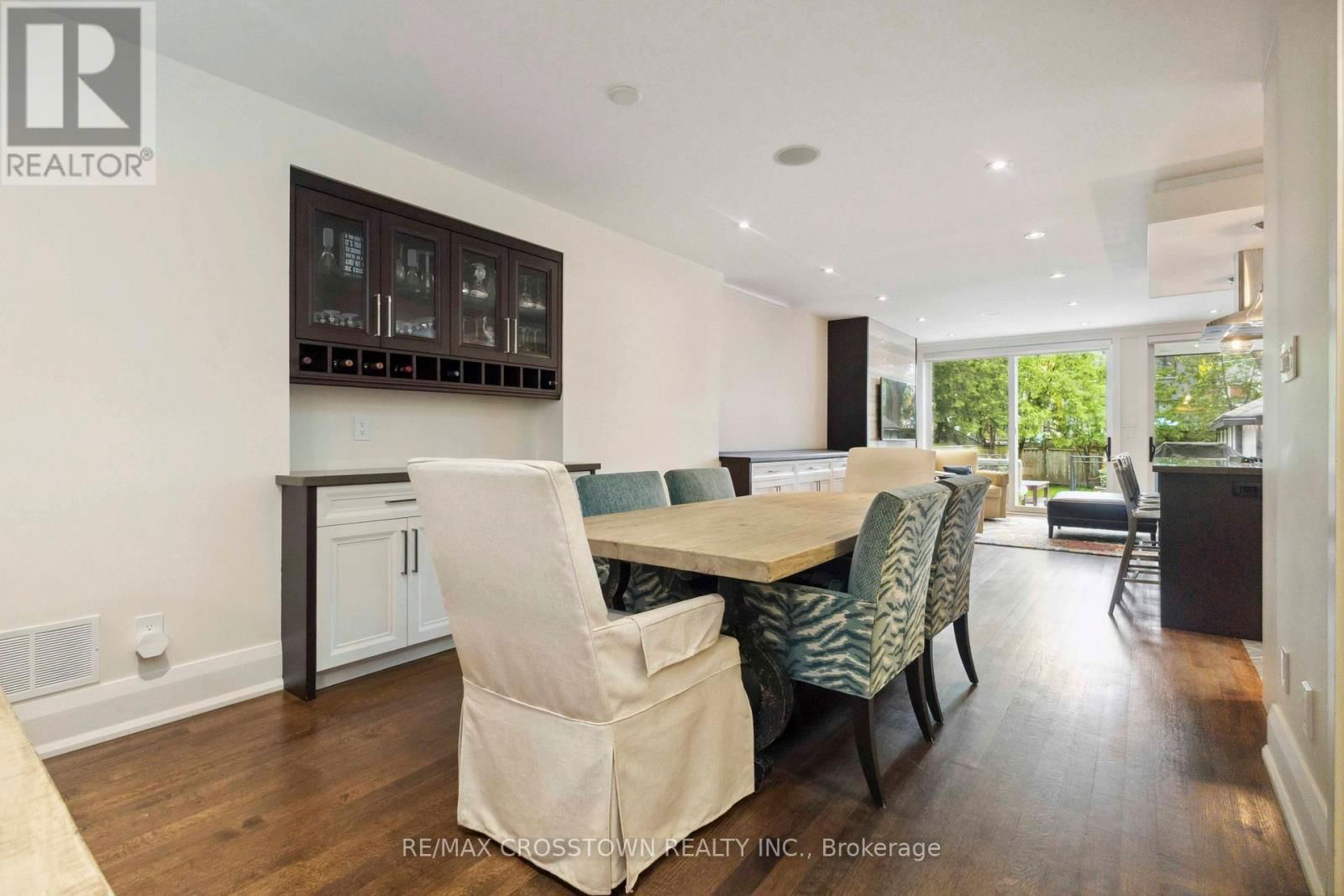 353 BRIAR HILL AVENUE Image 8