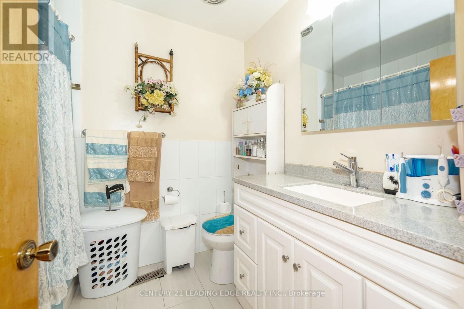 6 RAVENROCK COURT Image 16