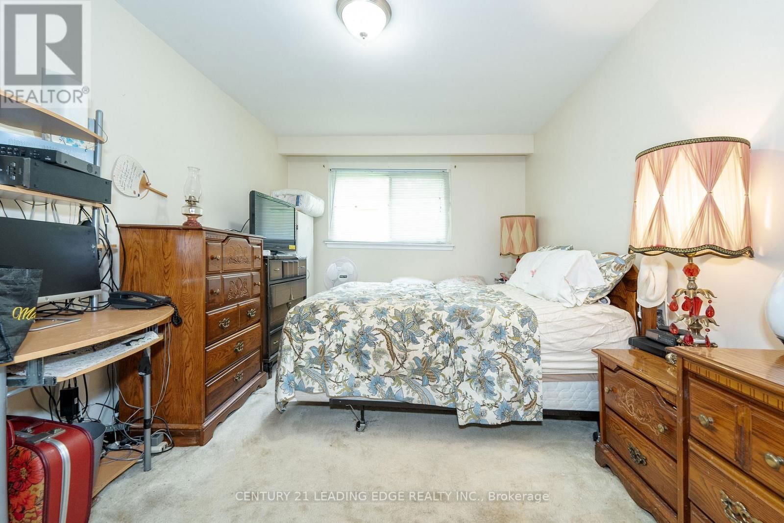 6 RAVENROCK COURT Image 18