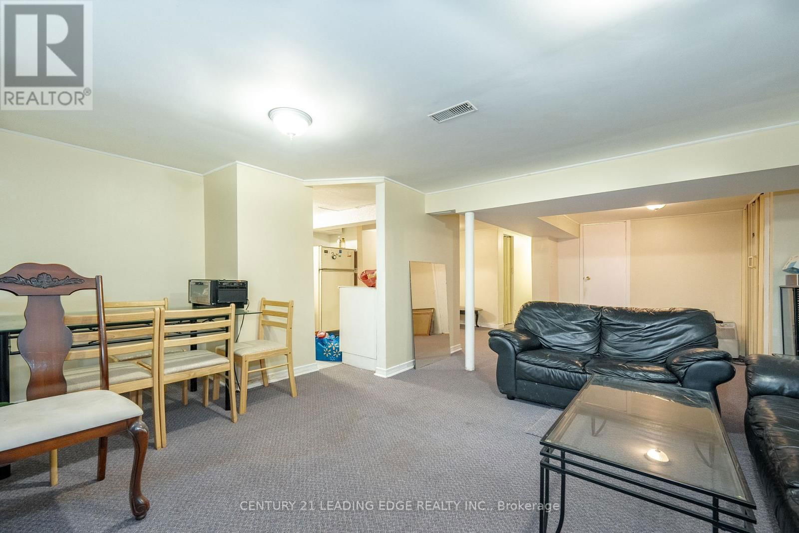 6 RAVENROCK COURT Image 25
