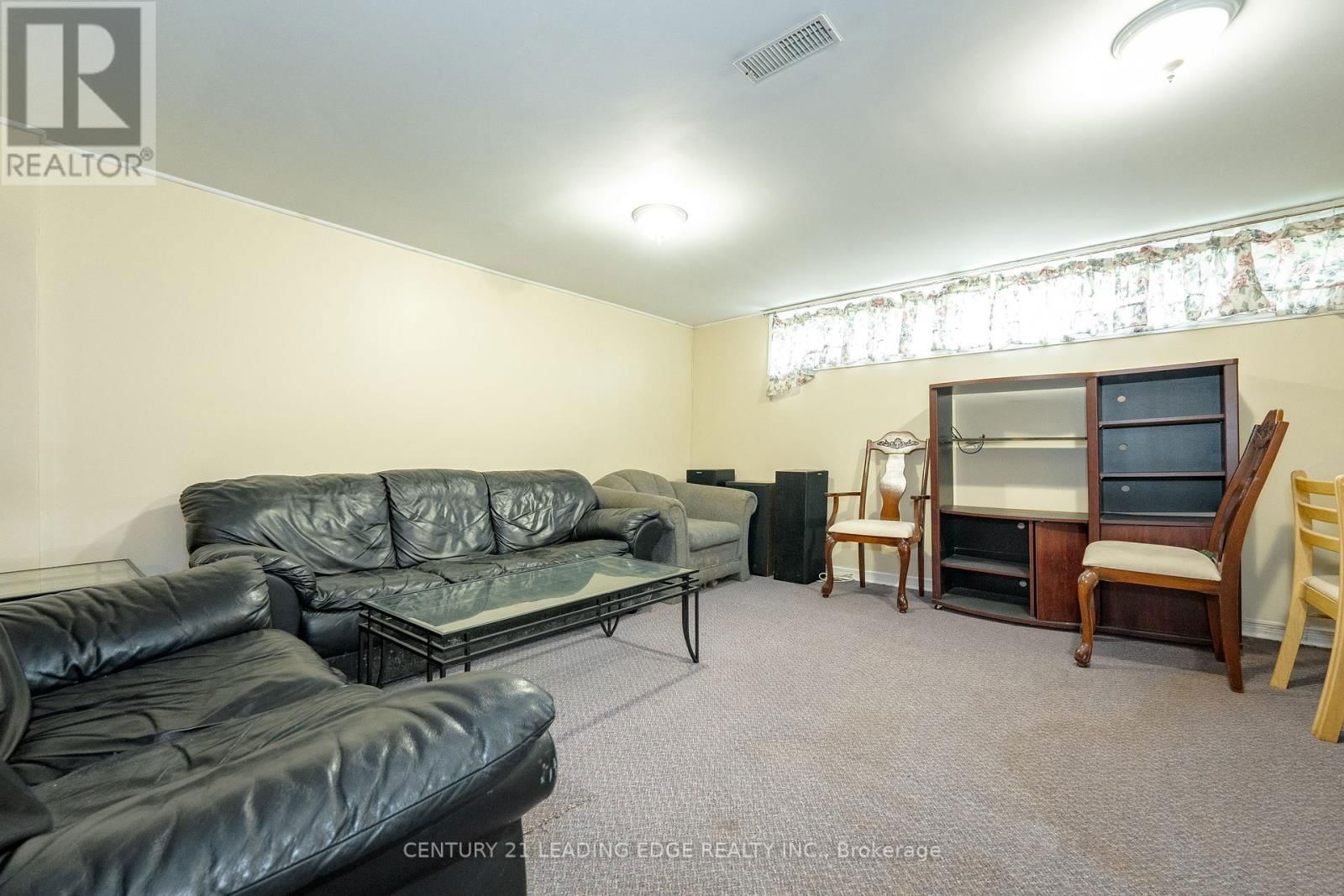 6 RAVENROCK COURT Image 26