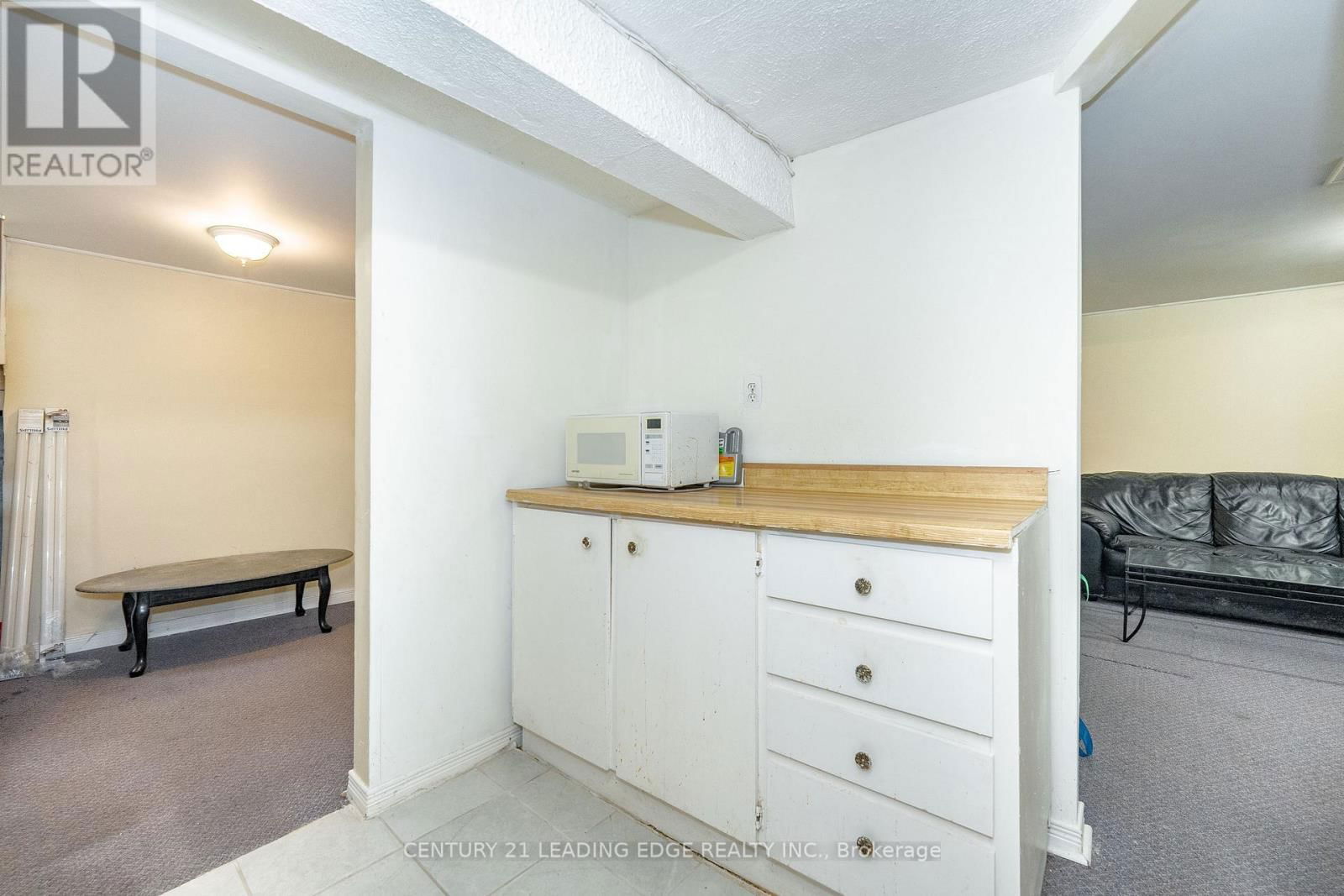 6 RAVENROCK COURT Image 31