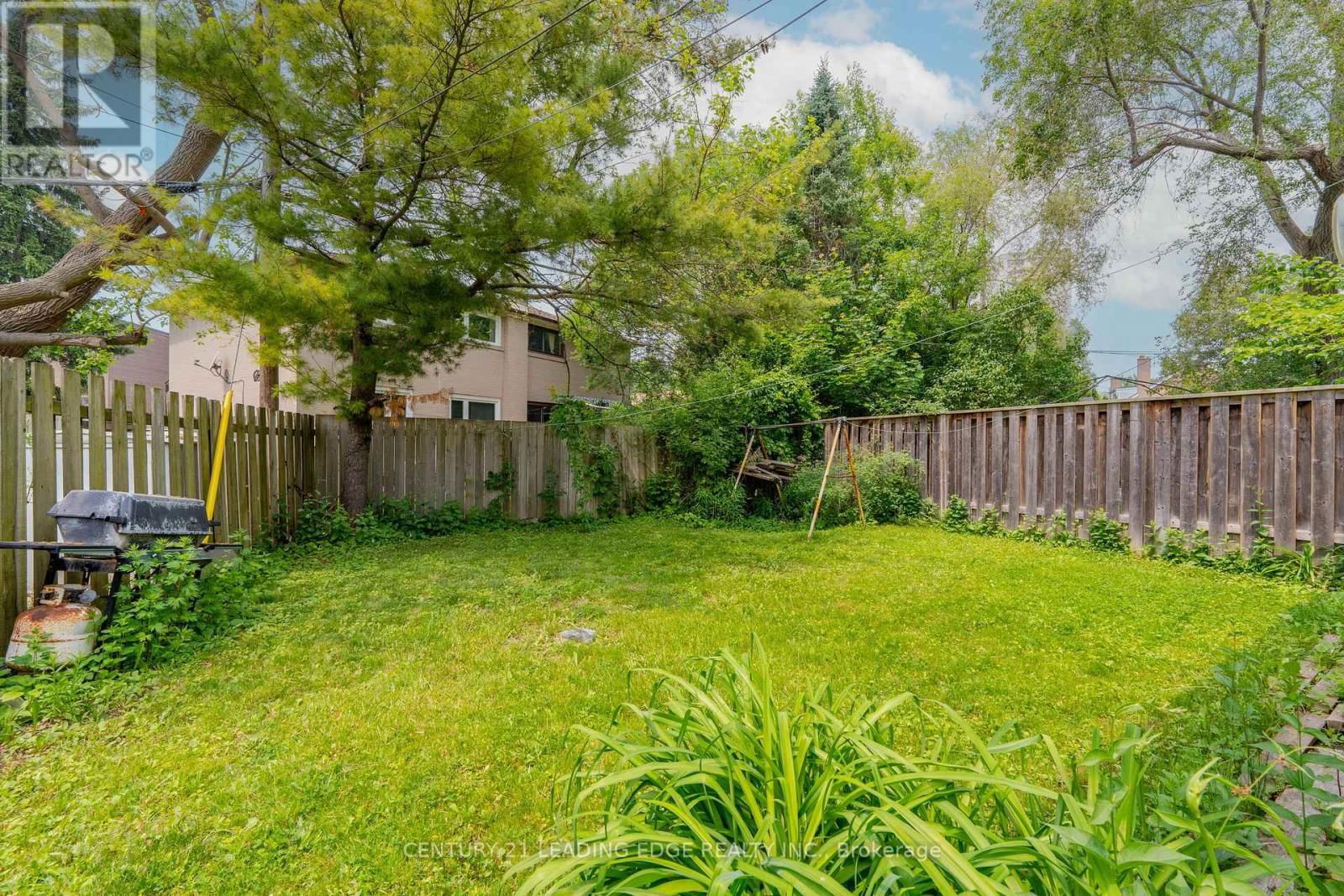 6 RAVENROCK COURT Image 38