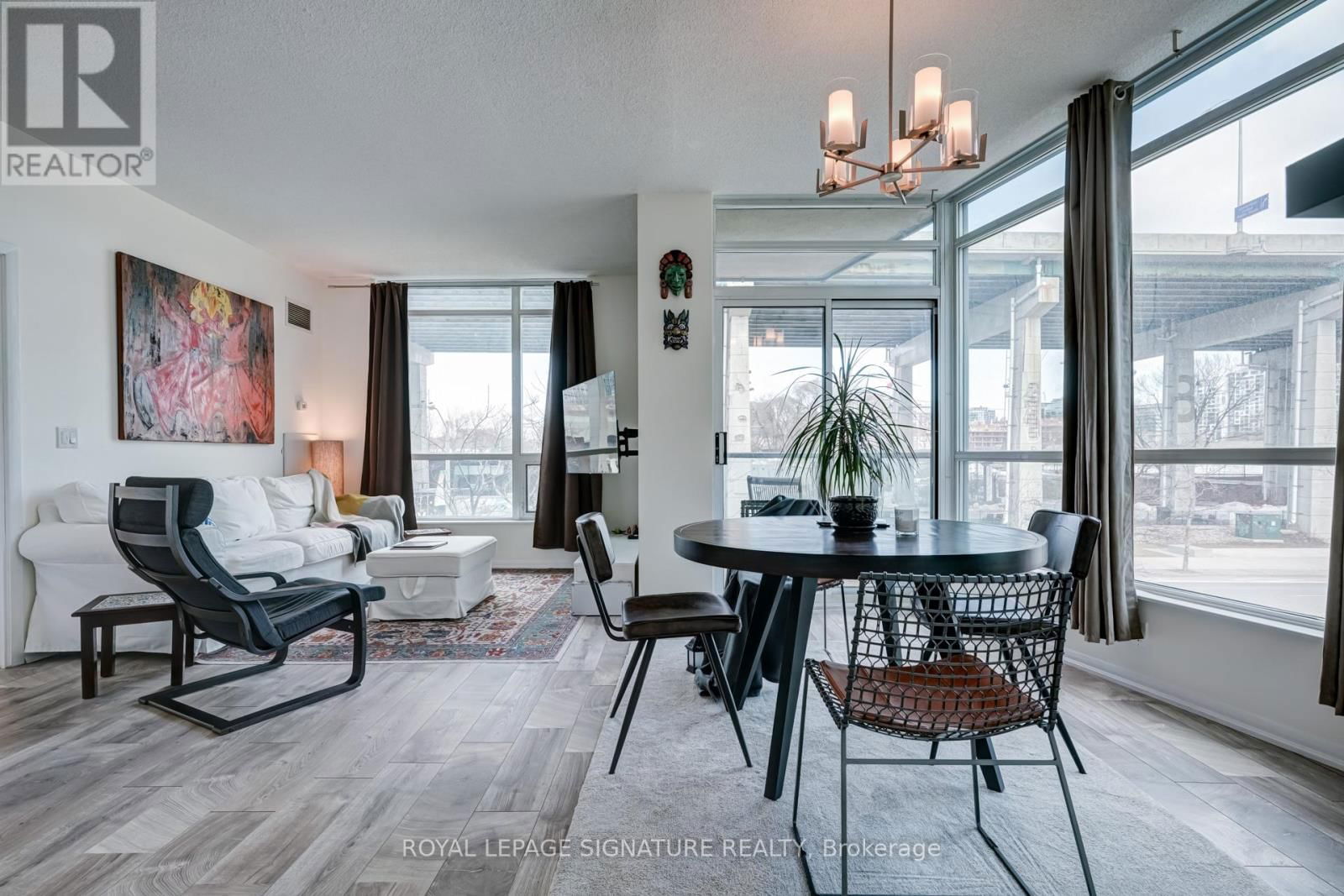 230 - 231 FORT YORK BOULEVARD Image 13