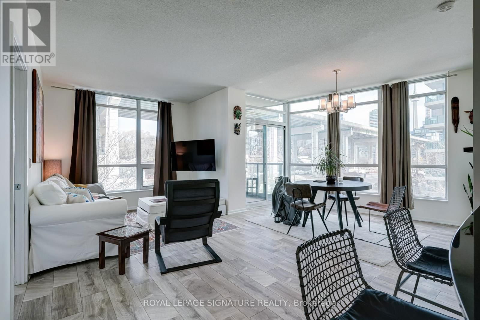 230 - 231 FORT YORK BOULEVARD Image 7