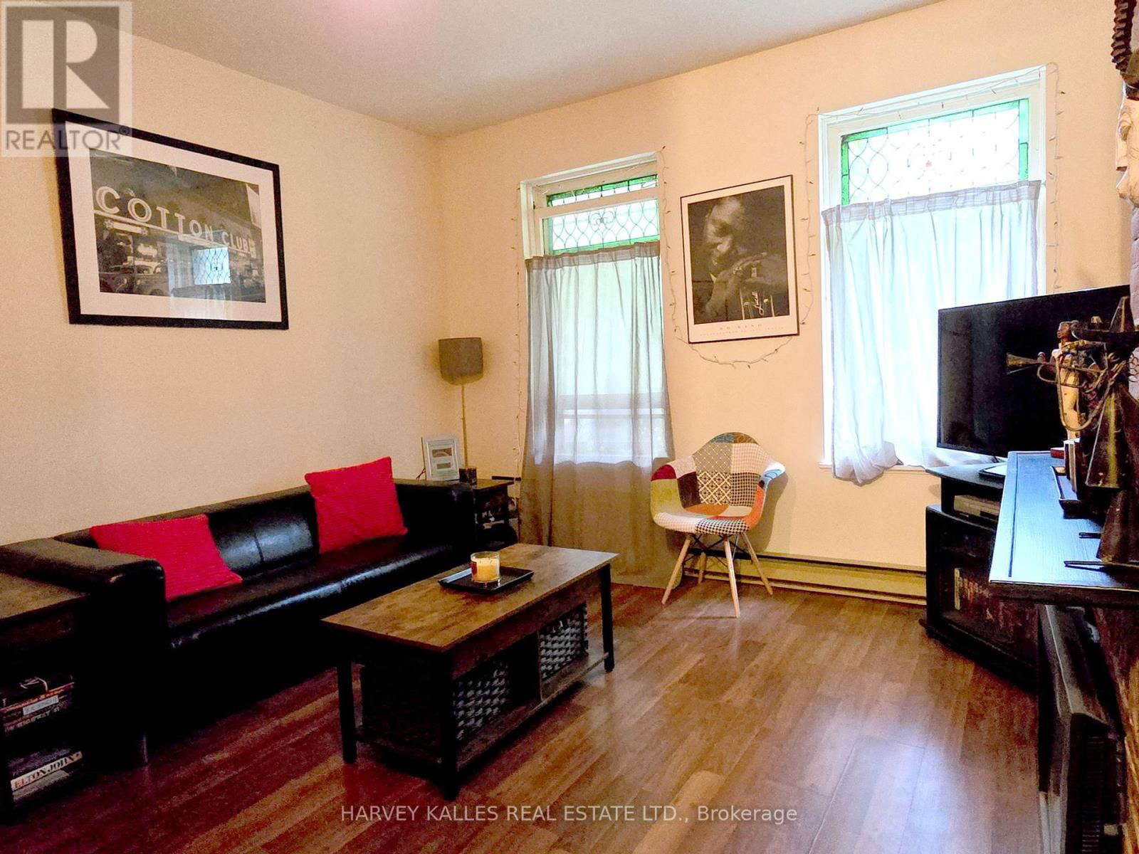 105 PEMBROKE STREET Image 24