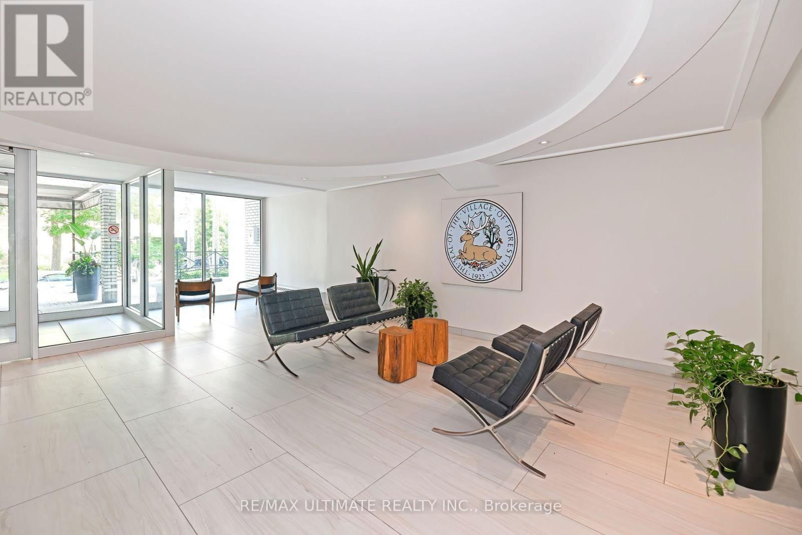 510 - 335 LONSDALE ROAD Image 12