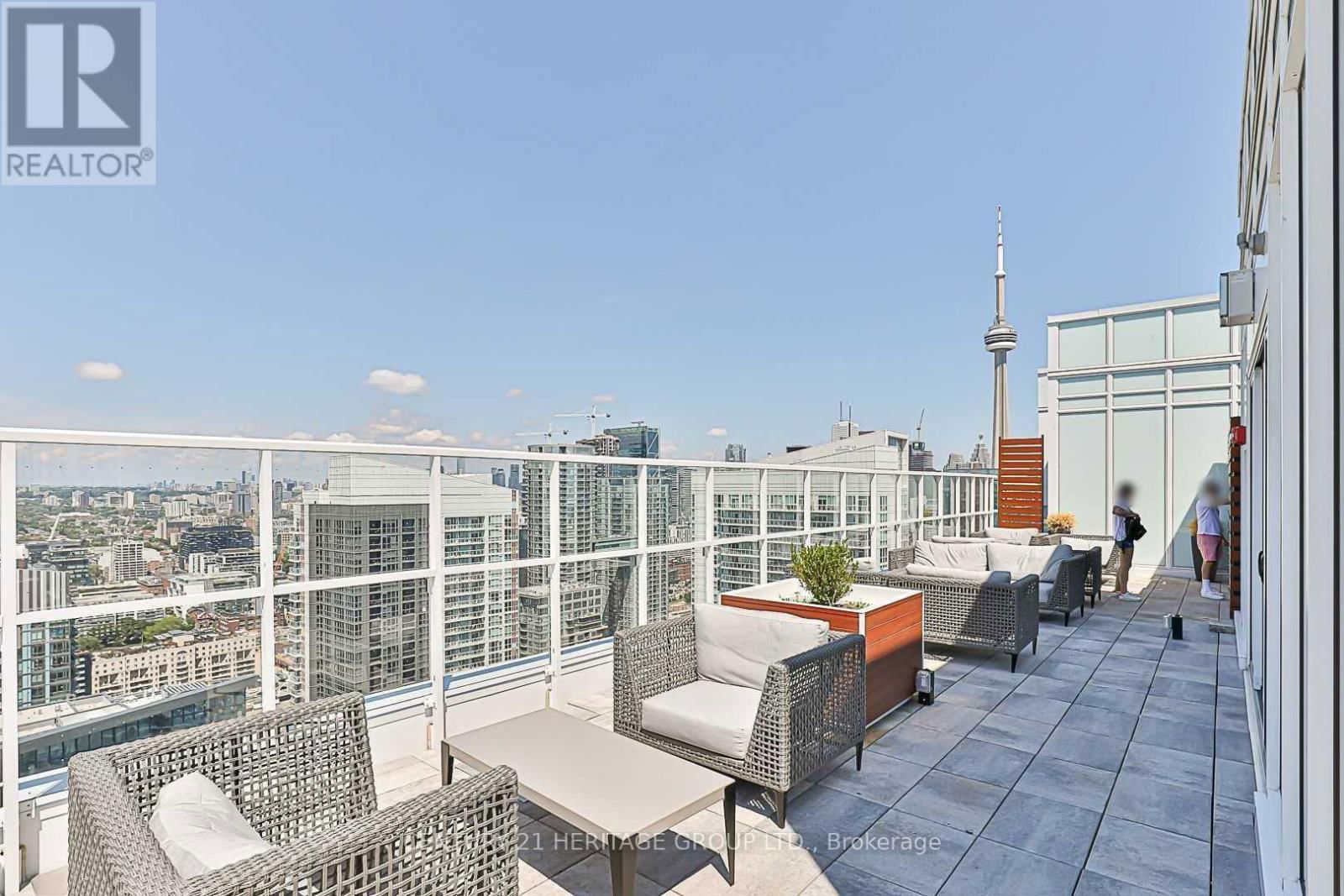 3702 - 17 BATHURST STREET Image 36