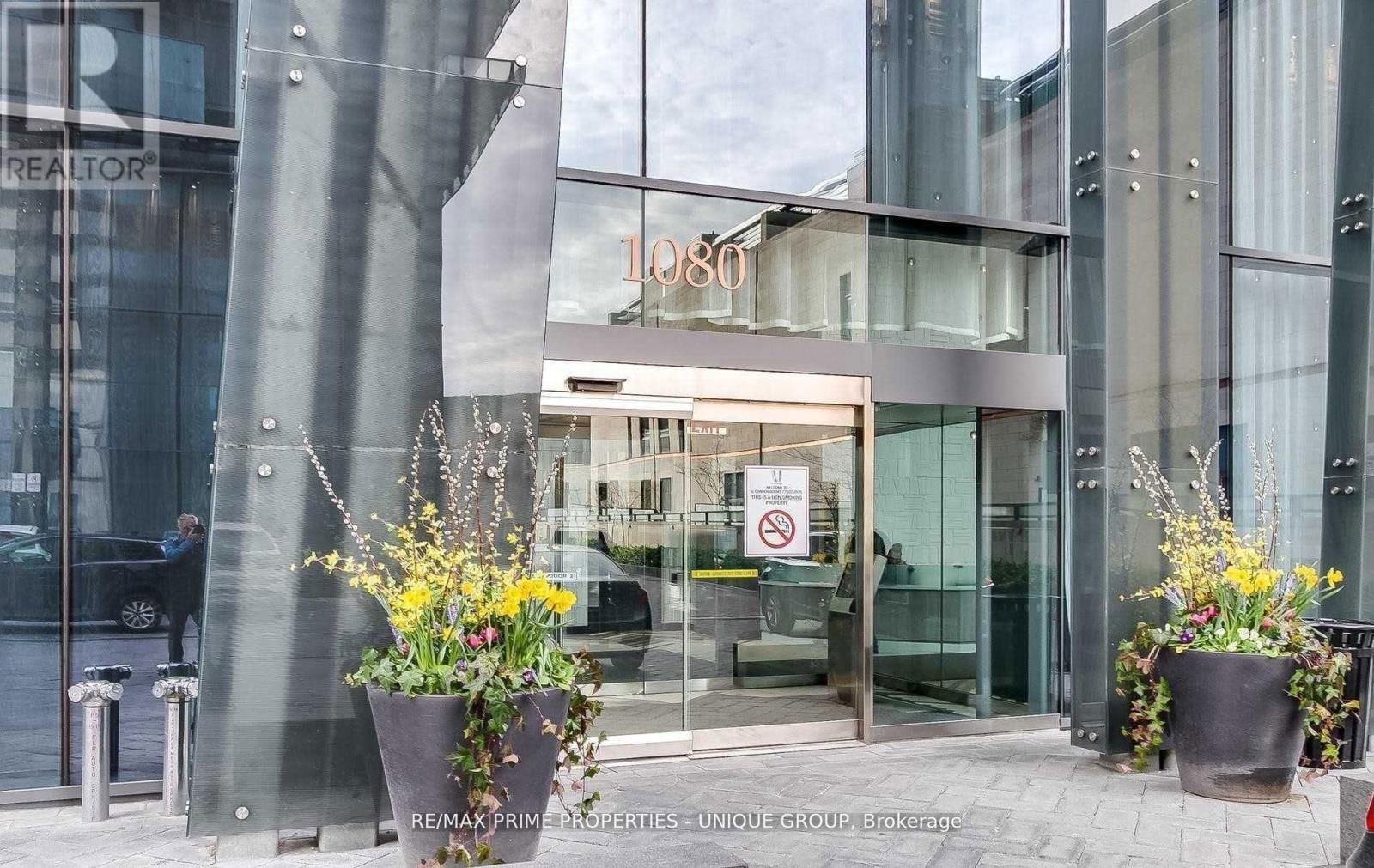 3001 - 1080 BAY STREET Image 1