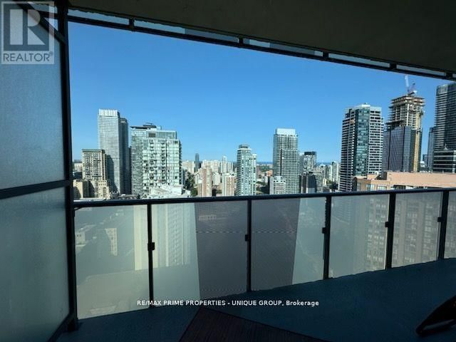 3001 - 1080 BAY STREET Image 3