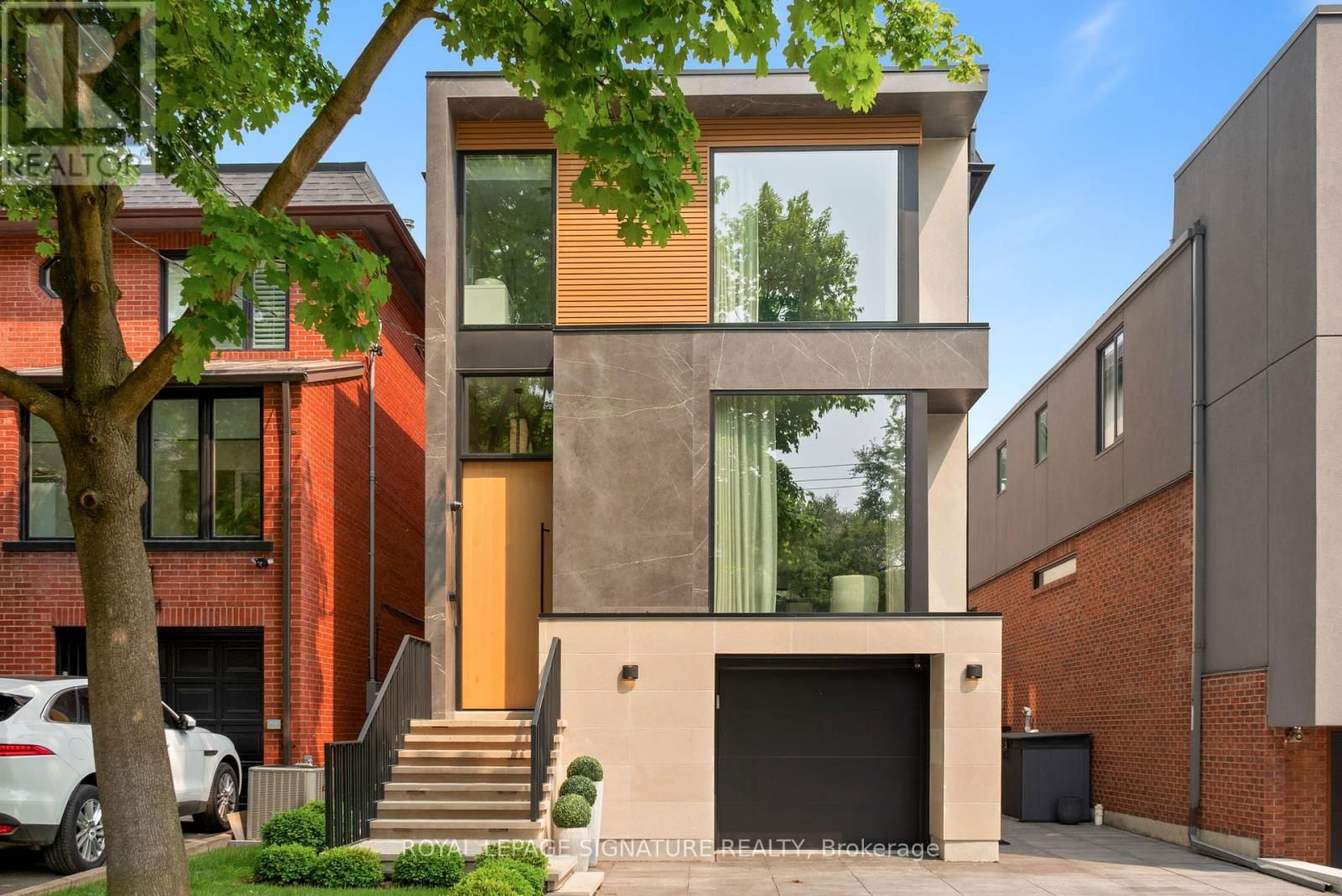 126 SHERWOOD AVENUE Image 1