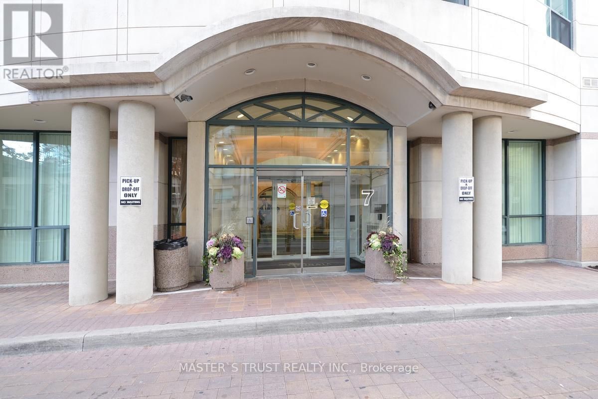 2206-7 LORRAINE DRIVE Image 1