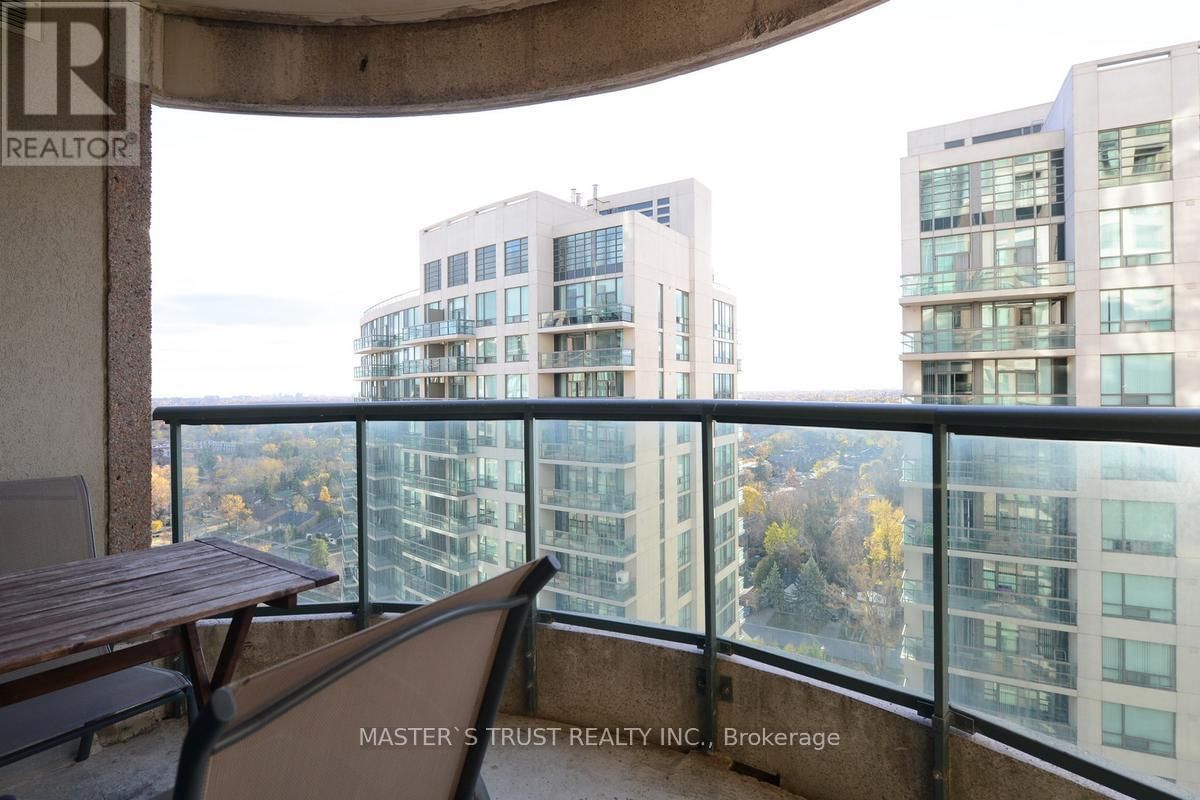 2206-7 LORRAINE DRIVE Image 4