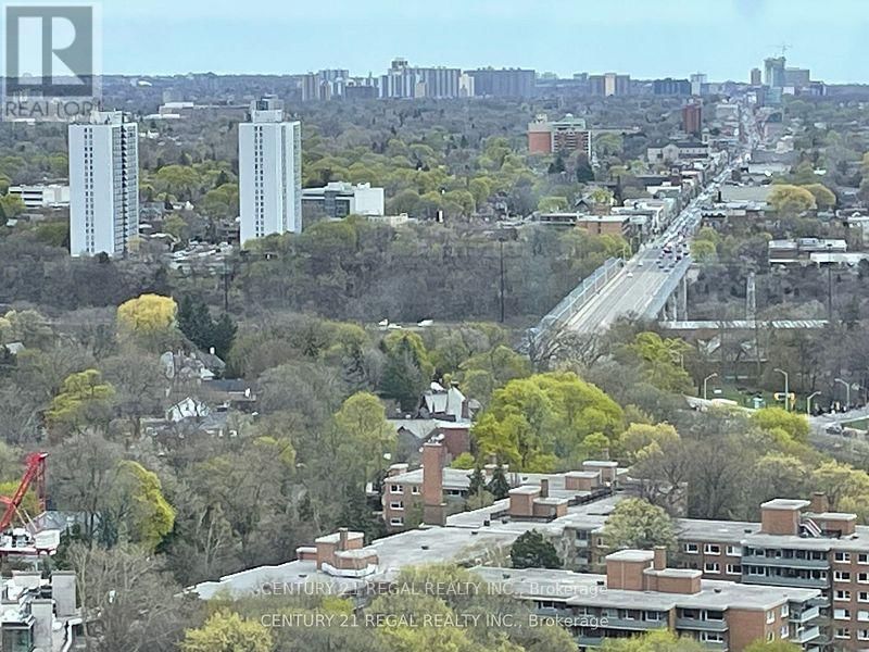 2510 - 395 BLOOR STREET EAST Image 13