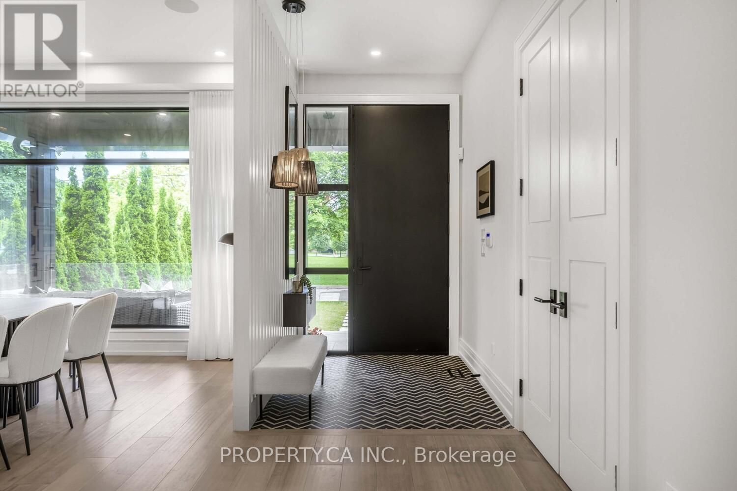 8 MANOR HAVEN ROAD Image 2