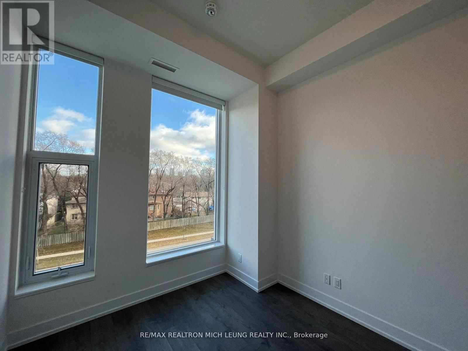 643 - 25 ADRA GRADO WAY Image 11