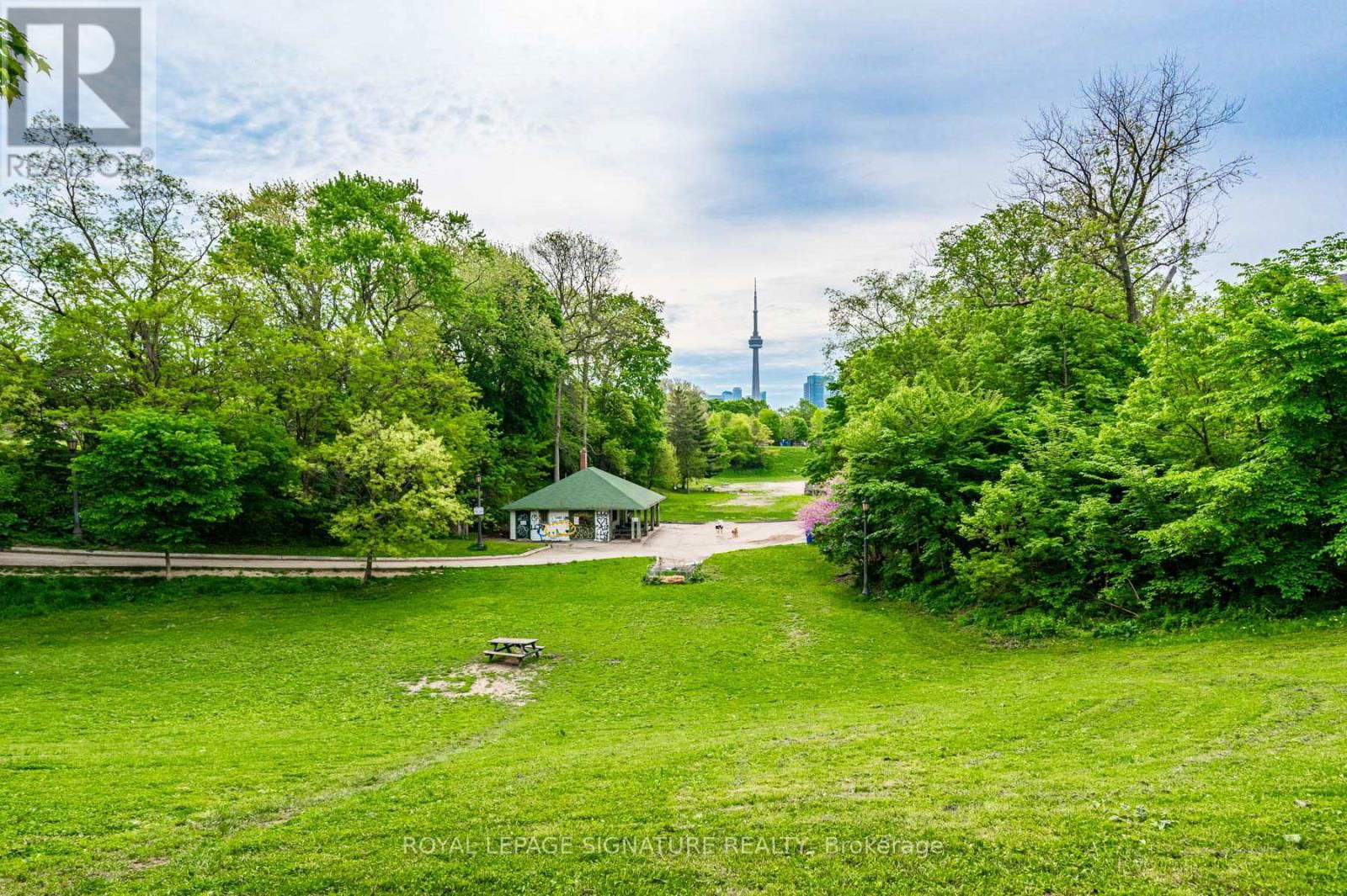 1B - 1 BELLWOODS PARK Image 10