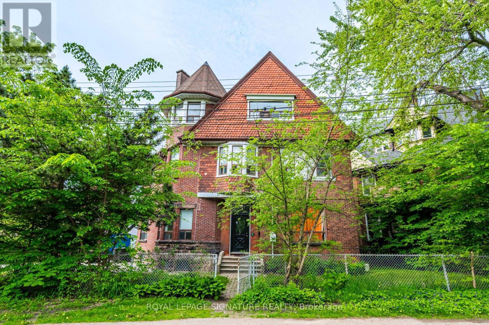 1B - 1 BELLWOODS PARK Image 12