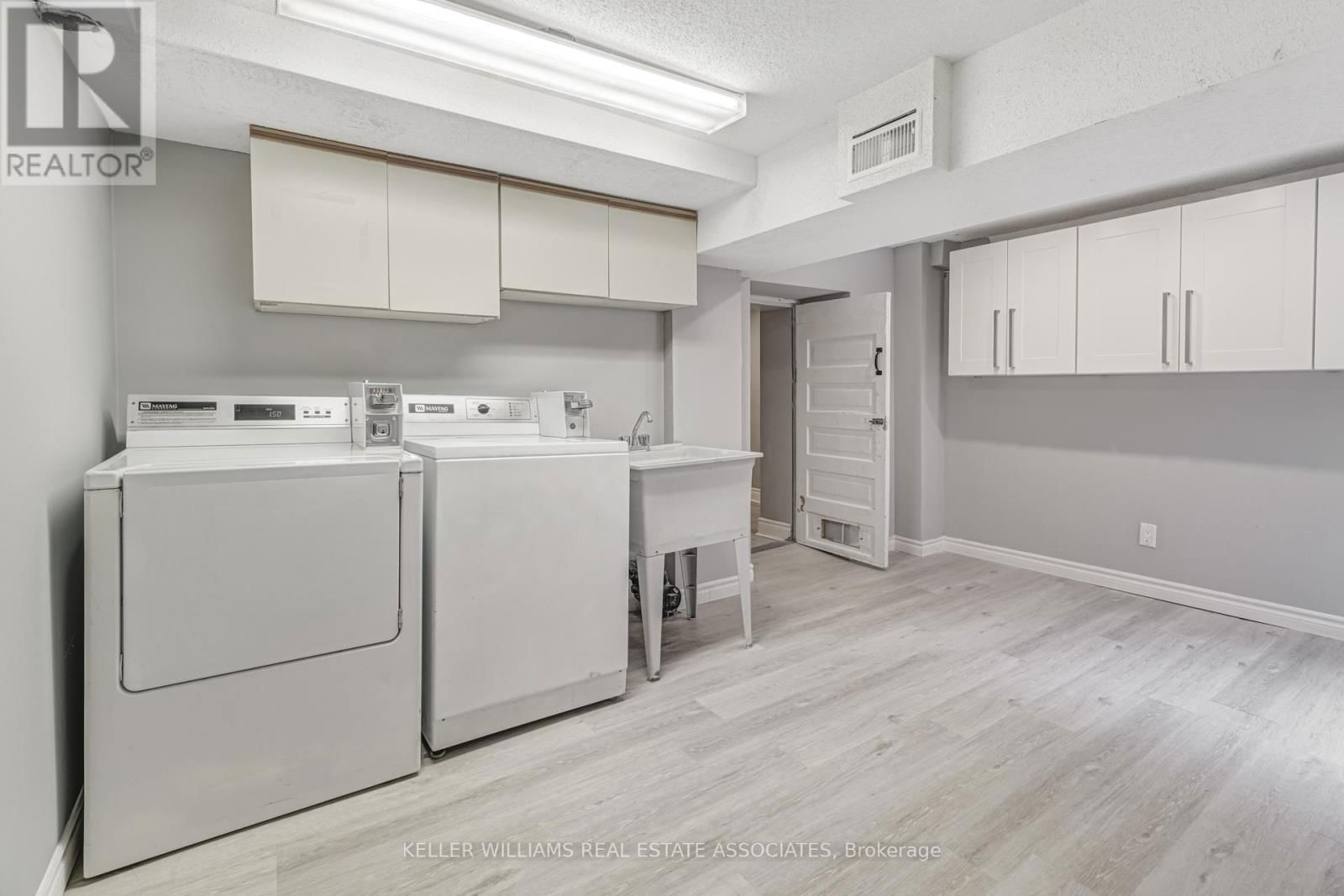 3 - 274 OSSINGTON AVENUE Image 22