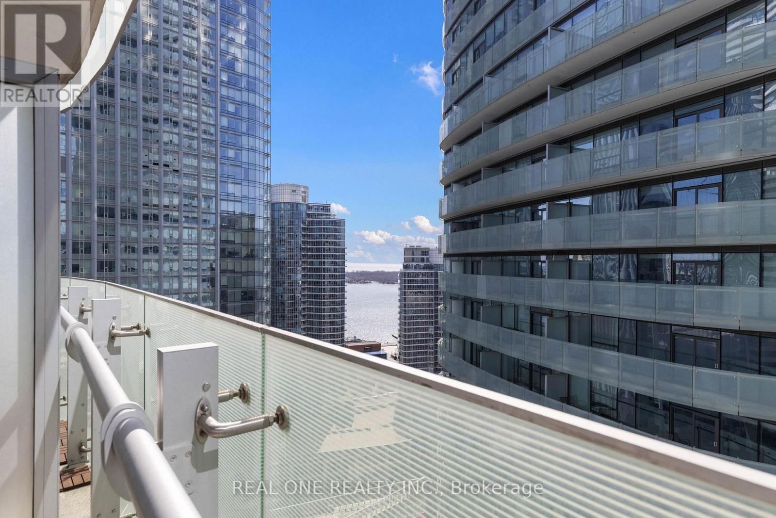 2506 - 14 YORK STREET Image 17