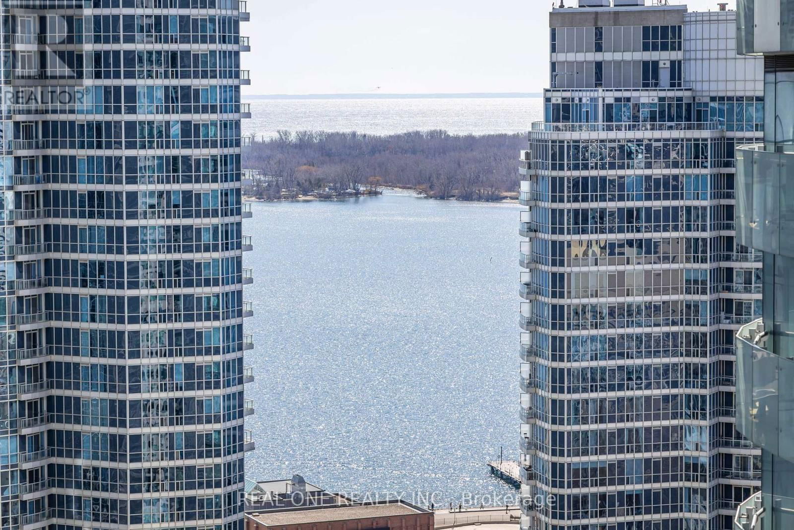 2506 - 14 YORK STREET Image 18