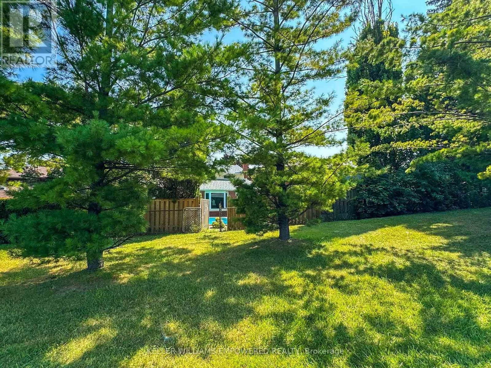 694 CONACHER DRIVE Image 47