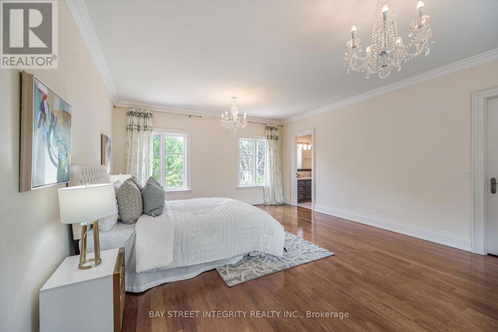 50 LEACROFT CRESCENT Image 35