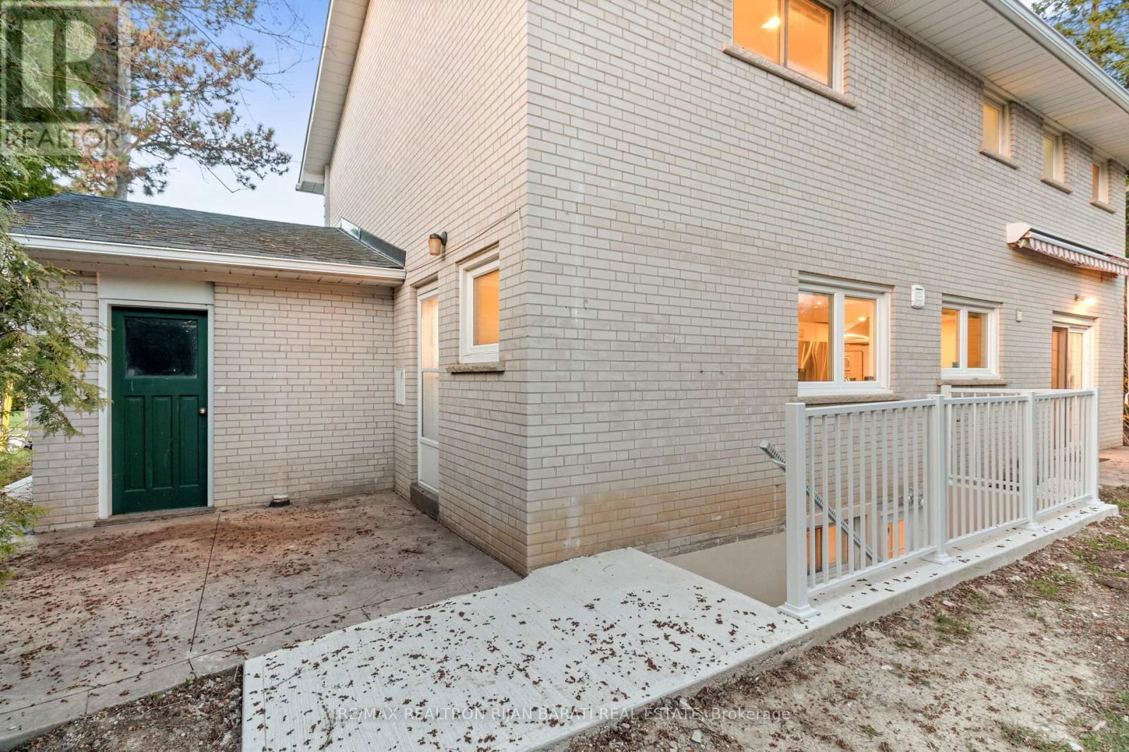 4 ROBINTER DRIVE Image 35