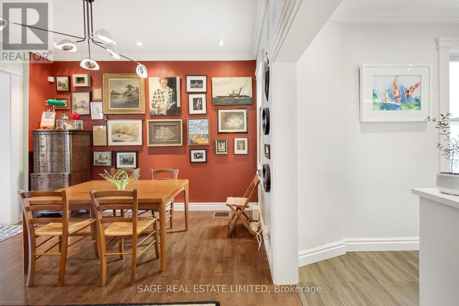 272 STERLING ROAD Image 12