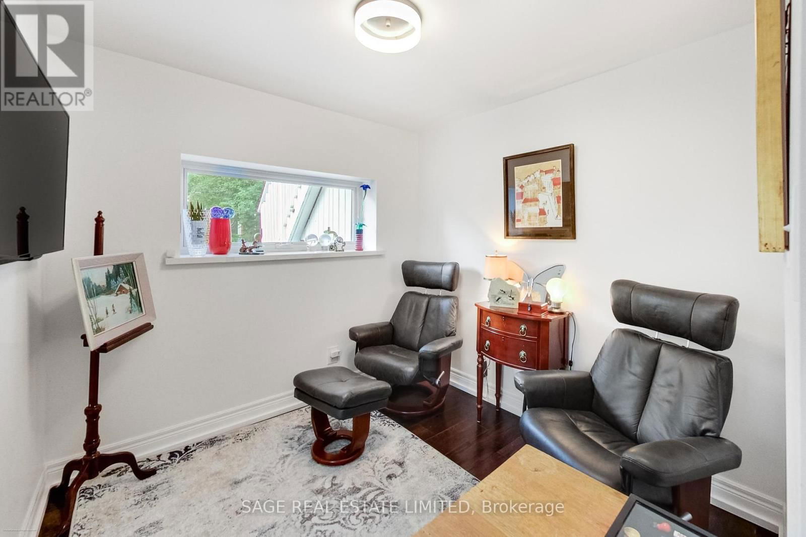 272 STERLING ROAD Image 17