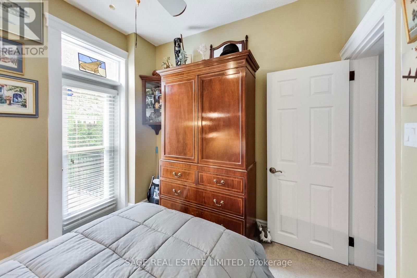 272 STERLING ROAD Image 21